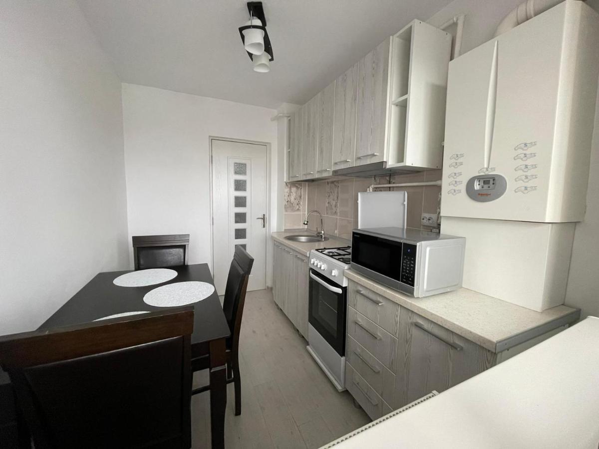 Elite Apartment Targoviste Esterno foto