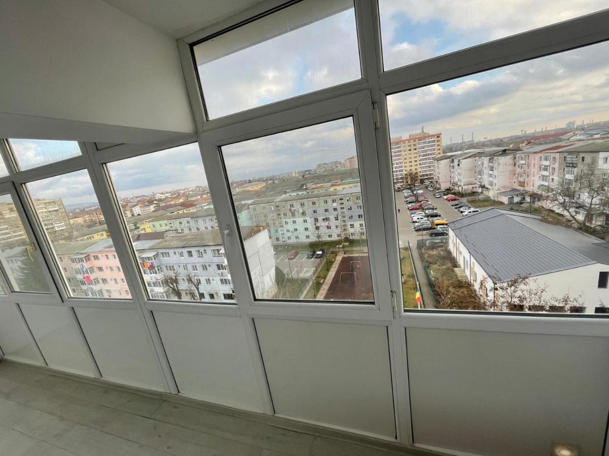 Elite Apartment Targoviste Esterno foto