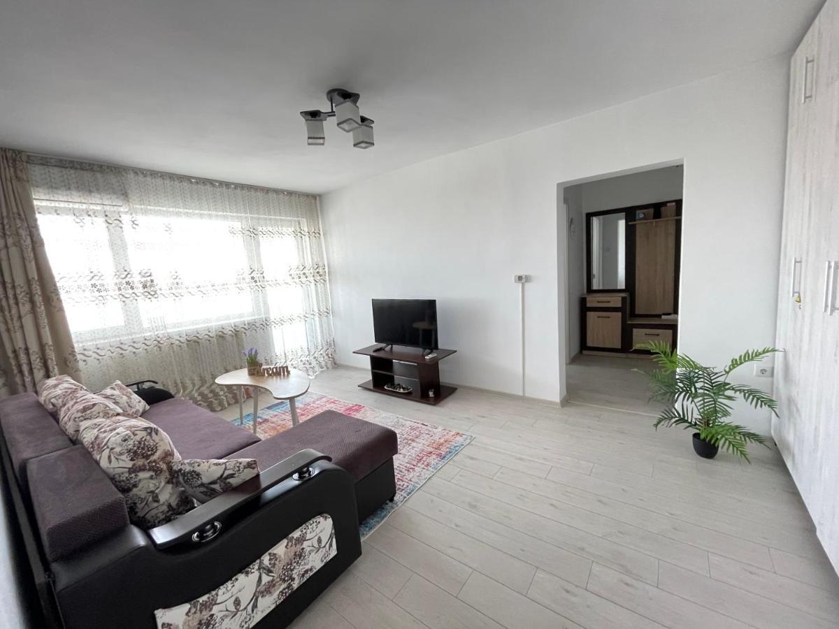 Elite Apartment Targoviste Esterno foto